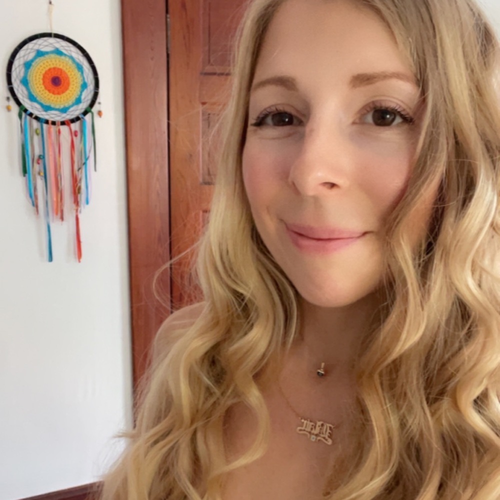 Meet your Posher, Andrea